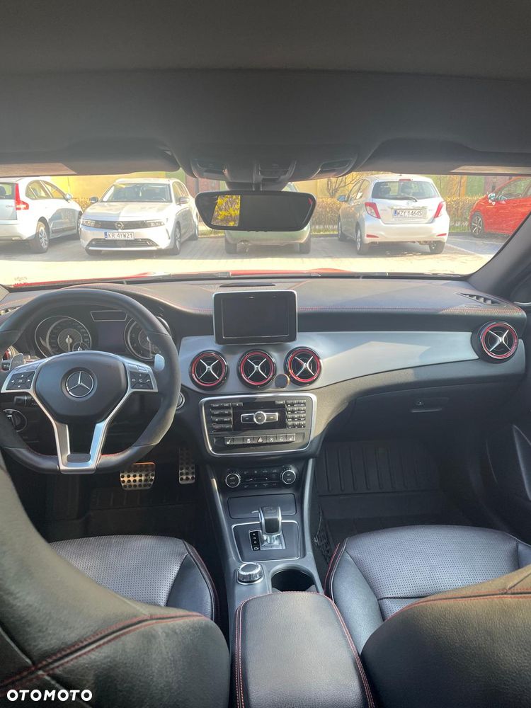 Mercedes-Benz GLA AMG 45 4Matic AMG Speedshift 7G-DCT - 11