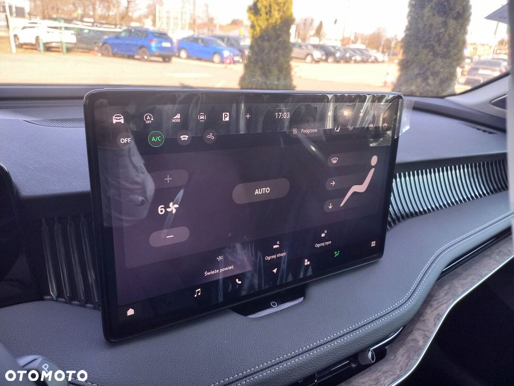 Skoda Superb 2.0 TDI SCR 4x4 L&K DSG - 23