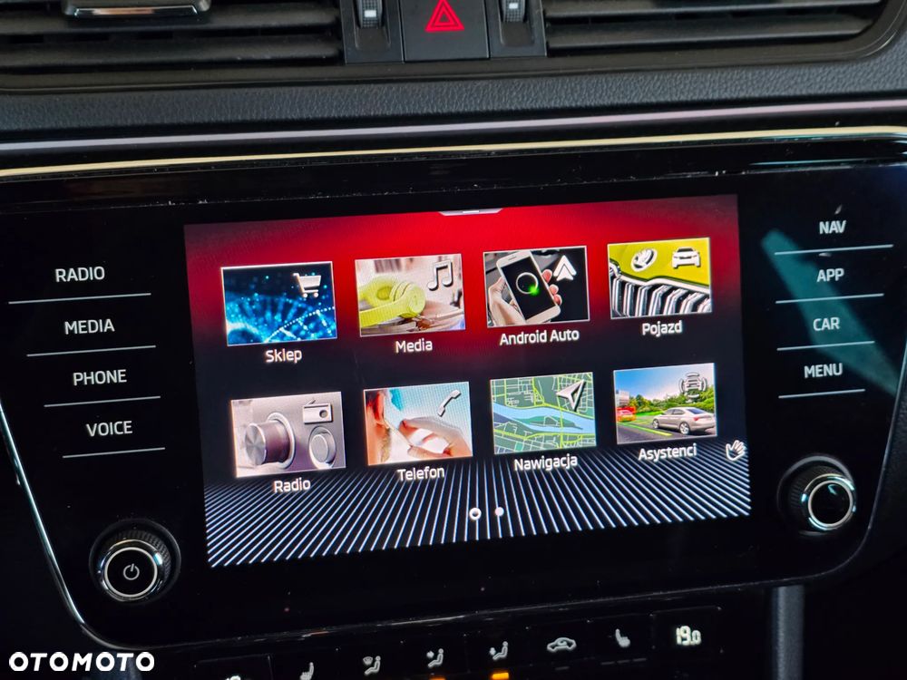 Skoda Superb 2.0 TDI SCR 4x4 Sportline DSG - 37