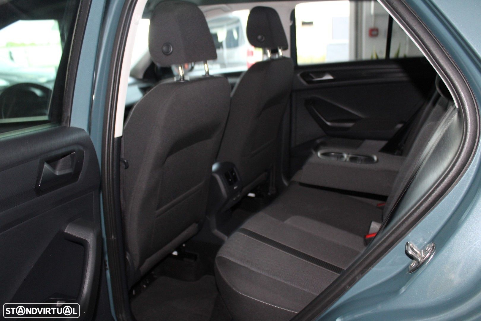 VW T-Roc 1.5 TSI Life DSG - 16