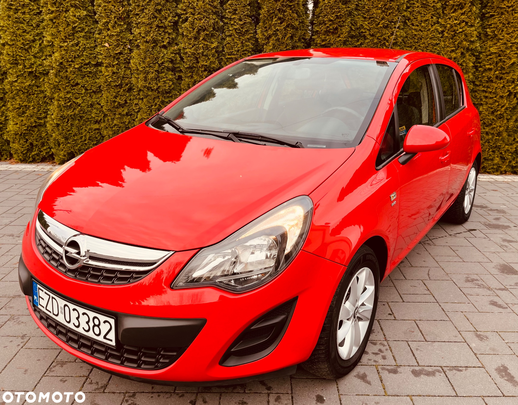 Opel Corsa 1.2 16V Edition / Active - 2