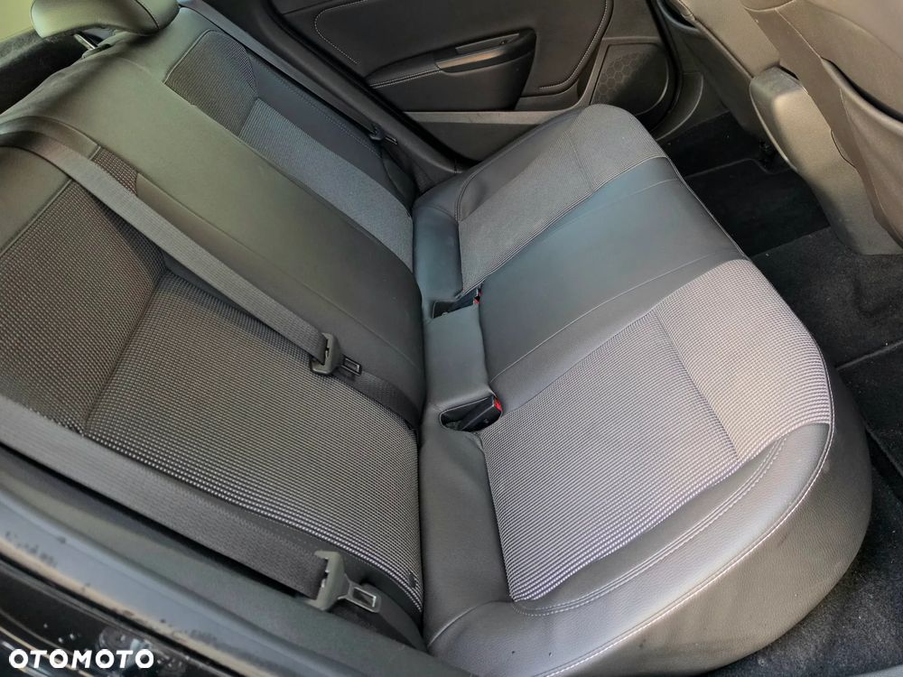 Opel Astra - 14