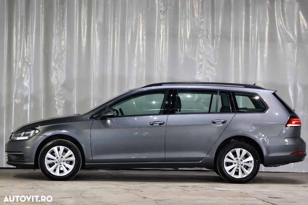 Volkswagen Golf 2.0 TDI DSG Comfortline - 38