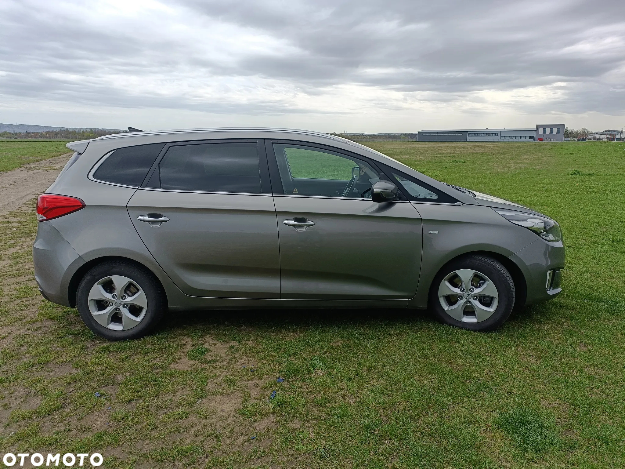Kia Carens 1.7 CRDi Edition 7 - 5