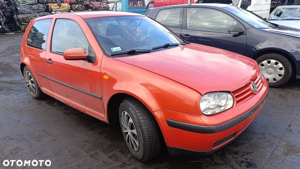 35523 volkswagen golf IV 1.9 sdi na części kod lakiery LA2Y - 4