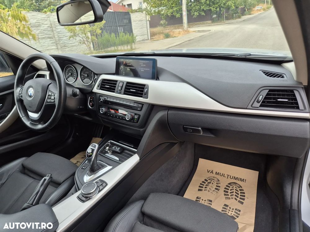 BMW Seria 3 320d xDrive Aut. Sport Line - 14