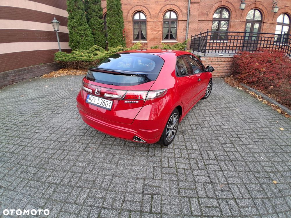 Honda Civic 1.8 GT Special Edition - 15