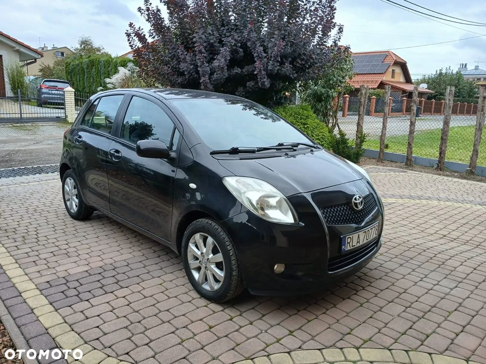 Toyota Yaris 1.3 VVT-i Luna - 3