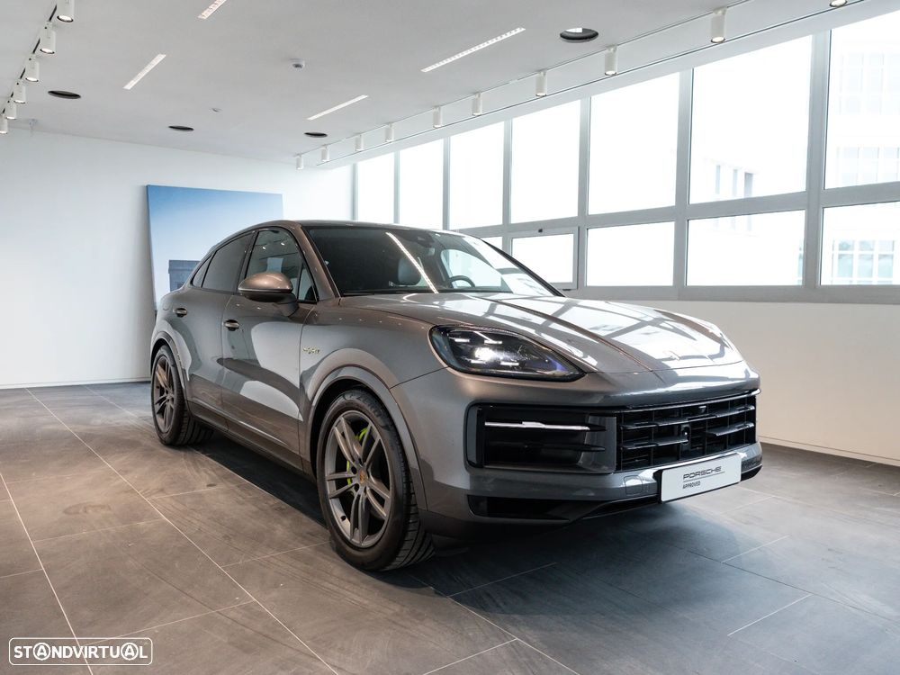 Porsche Cayenne Coupé E-Hybrid - 11