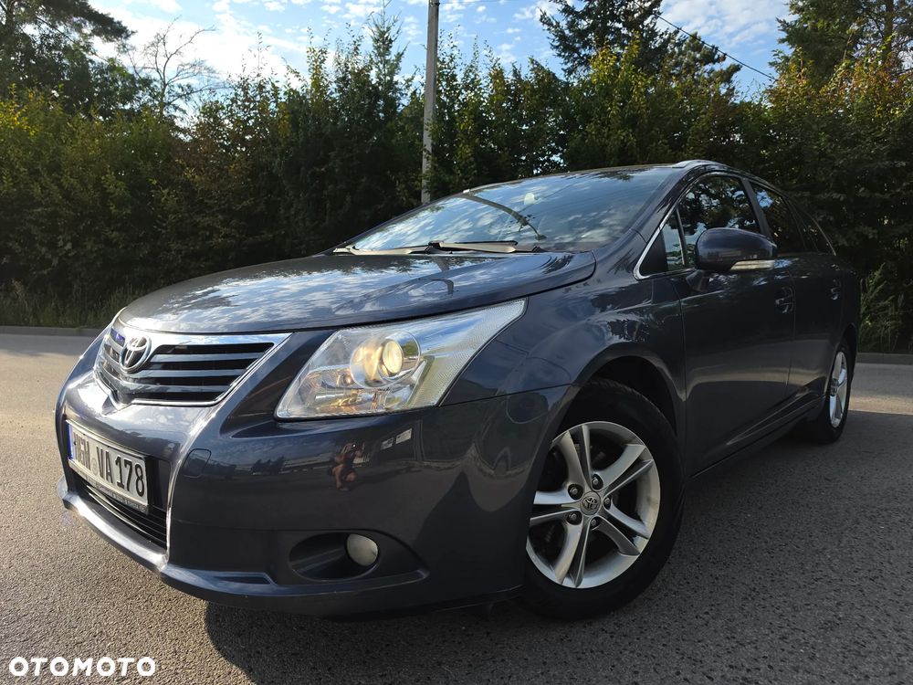Toyota Avensis 1.8 Comfort - 16