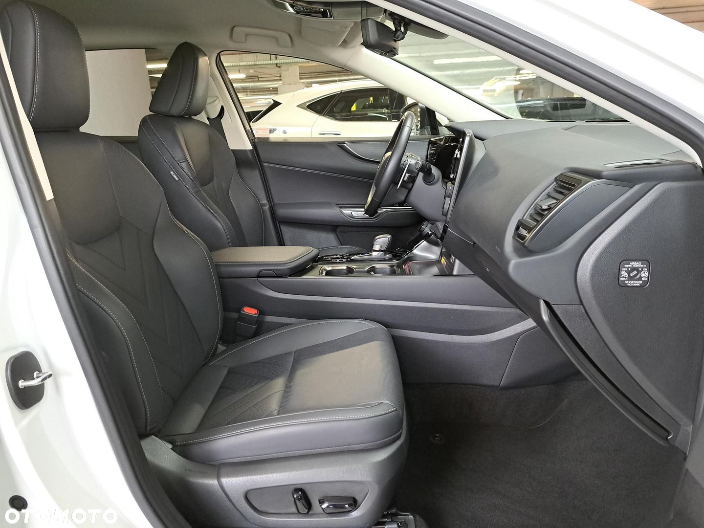 Lexus NX - 14