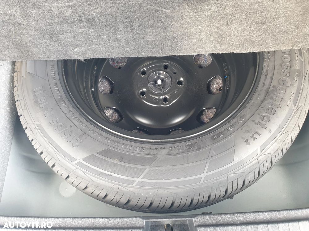 Dacia Duster 1.5 Blue dCi 4WD Prestige jante 17" - 12