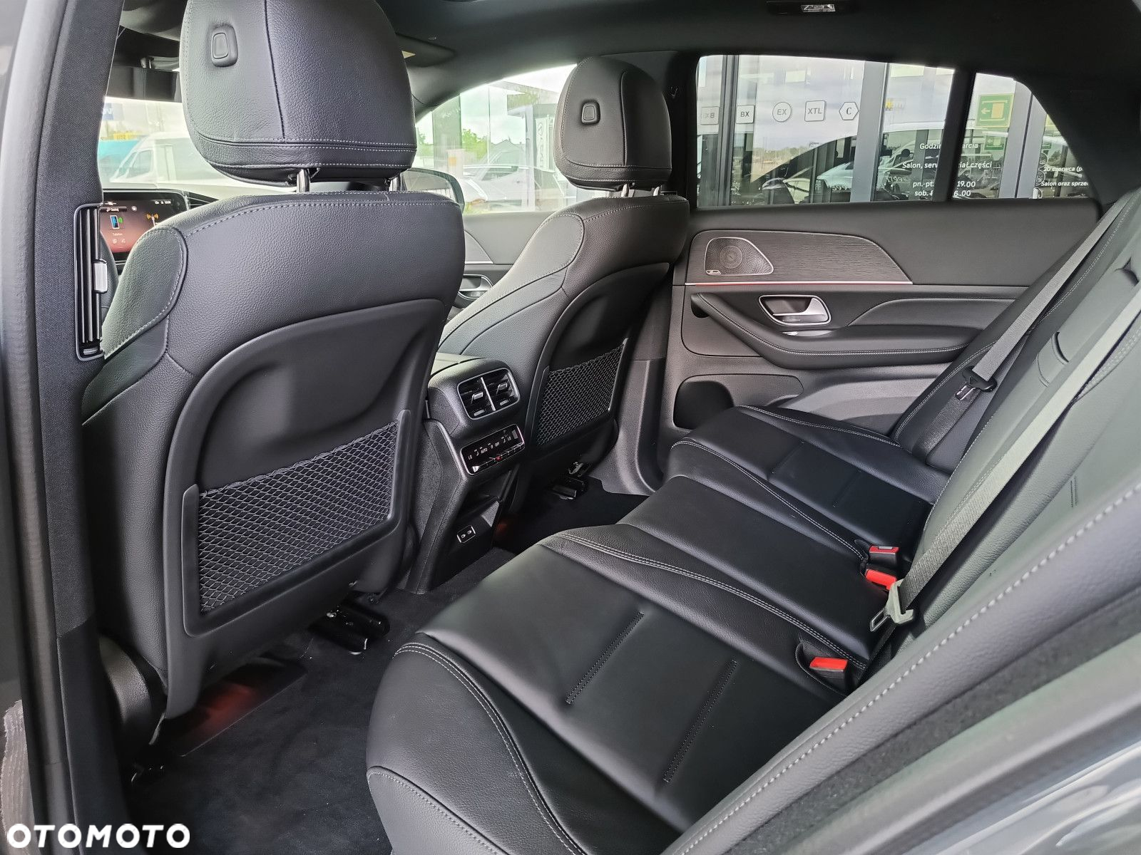 Mercedes-Benz GLE - 10