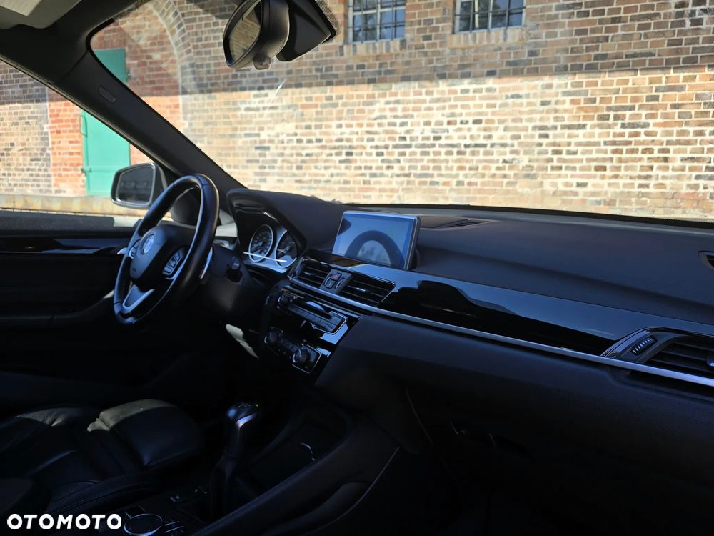 BMW X1 - 24