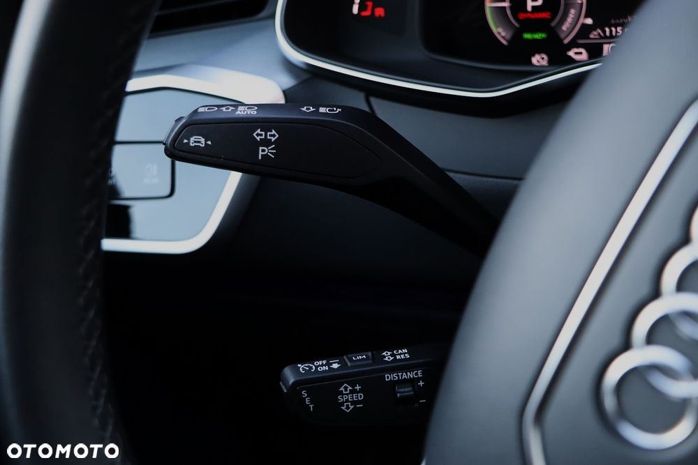Audi A6 Avant 55 TFSI e quattro S tronic S line - 36