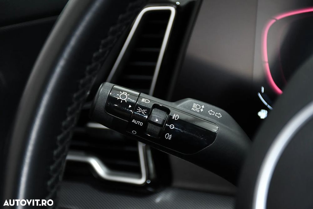 Kia Sportage 1.6T-GDI 2WD Aut. Vision - 33