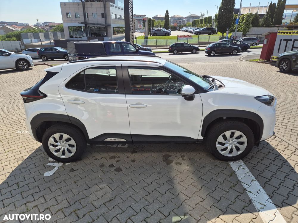Toyota Yaris Cross 1.5 VVT-i HSD 4x2 Active - 8