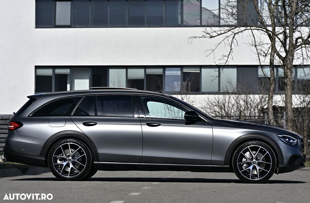 Mercedes-Benz E 450 4MATIC Aut - 8