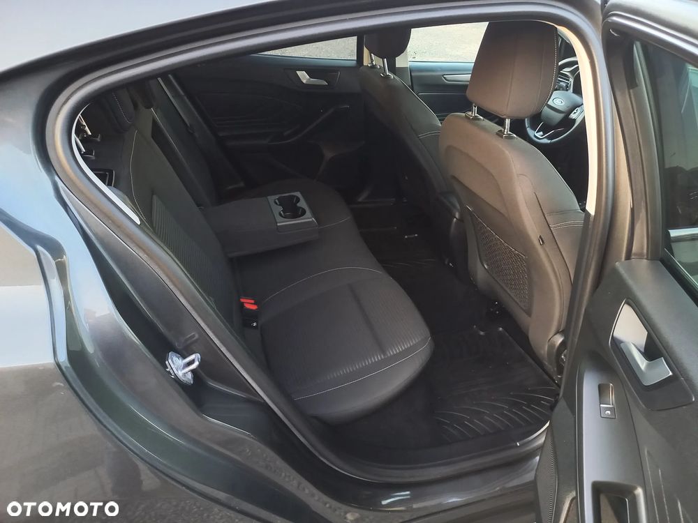 Ford Focus 1.5 EcoBlue STart-Stopp-System TITANIUM - 21