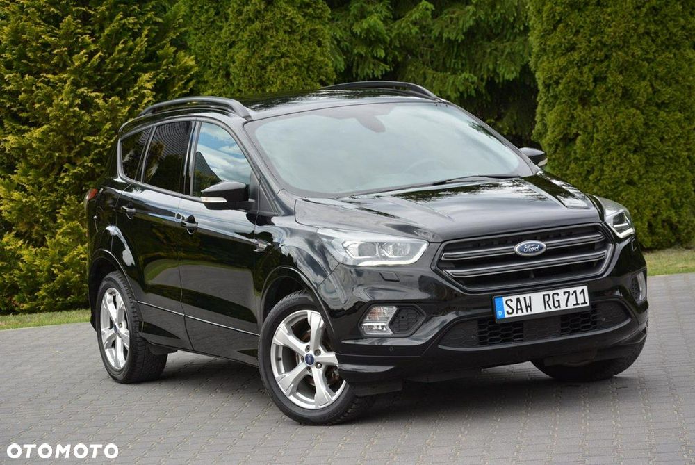 Ford Kuga 1.5 EcoBoost 2x4 ST-Line - 11