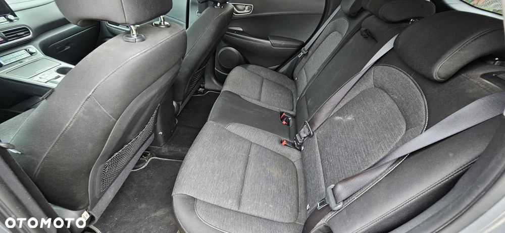Hyundai Kona - 10