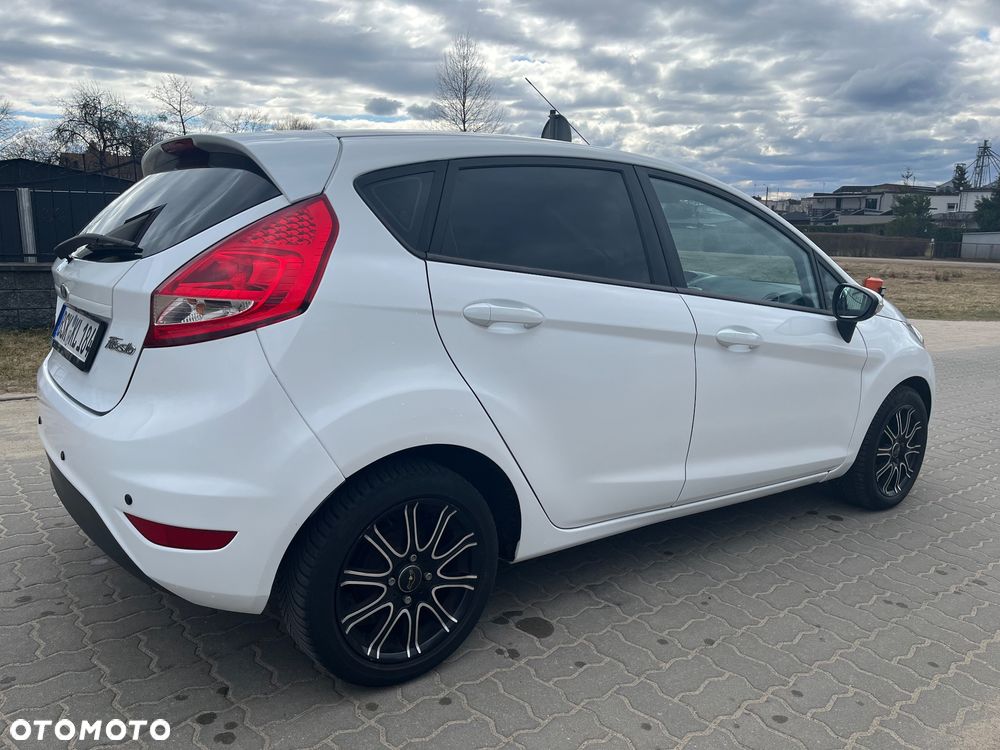 Ford Fiesta 1.25 Champions Edition - 10