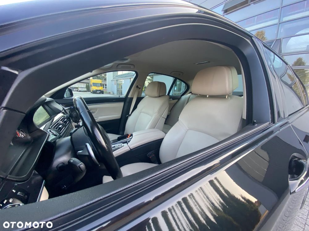 BMW Seria 5 520d - 15