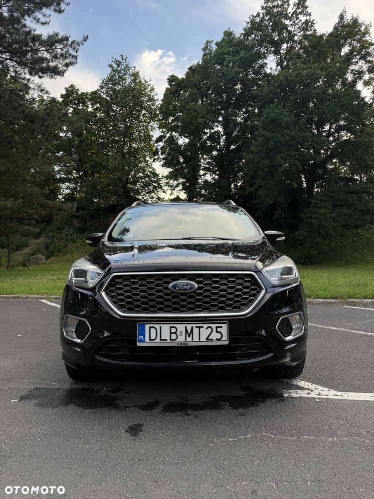 Ford Kuga - 1
