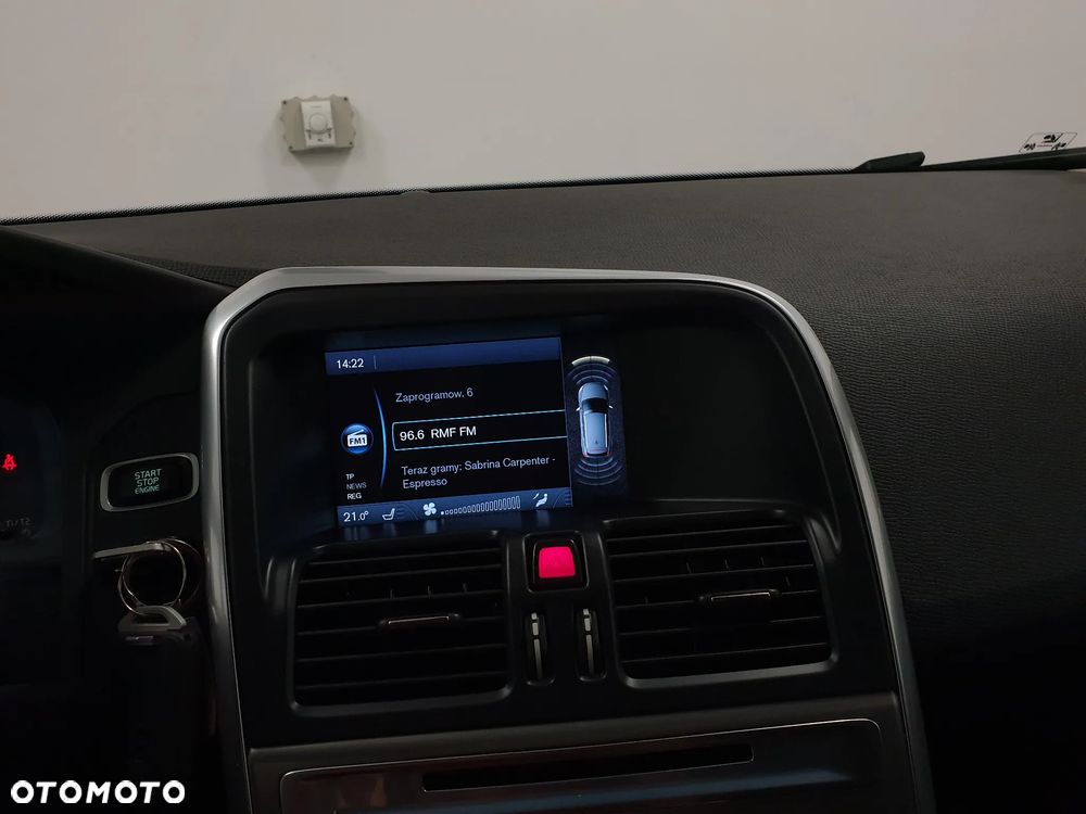 Volvo XC 60 - 22