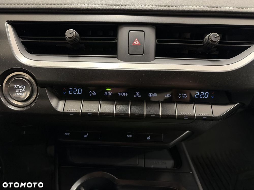 Lexus UX 200 Optimum 2WD - 17