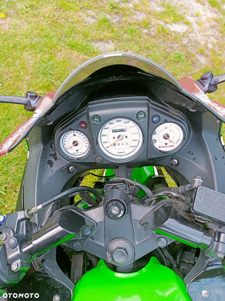 Kawasaki Ninja 250R - 8