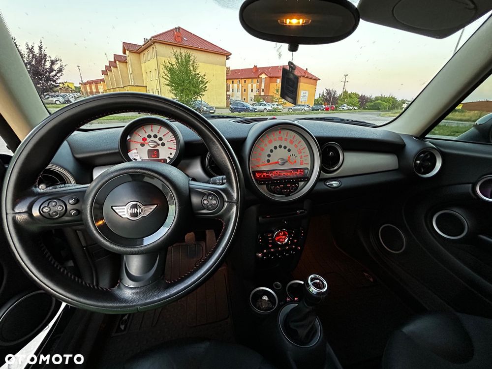 MINI Cooper Standard - 6