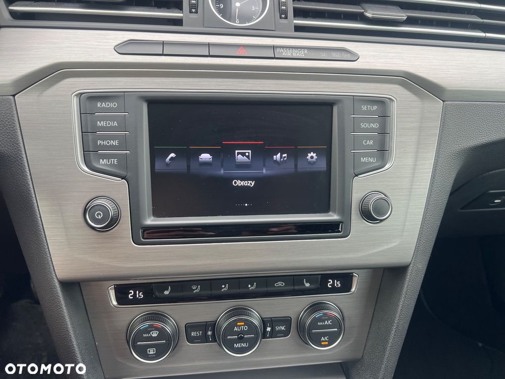 Volkswagen Passat Variant - 9