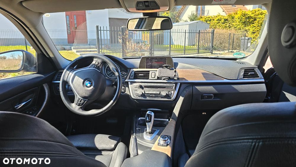 BMW Seria 3 320d Efficient Dynamics Edition Luxury Line - 13