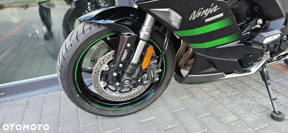 Kawasaki Ninja 1000 SX - 27