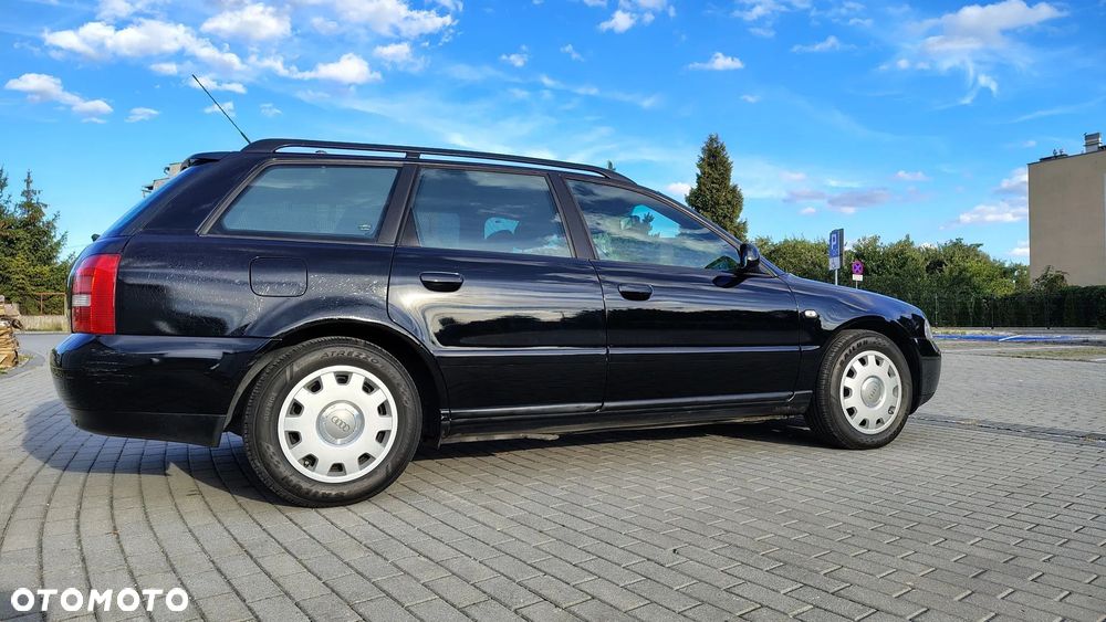 Audi A4 Avant 1.8 - 4