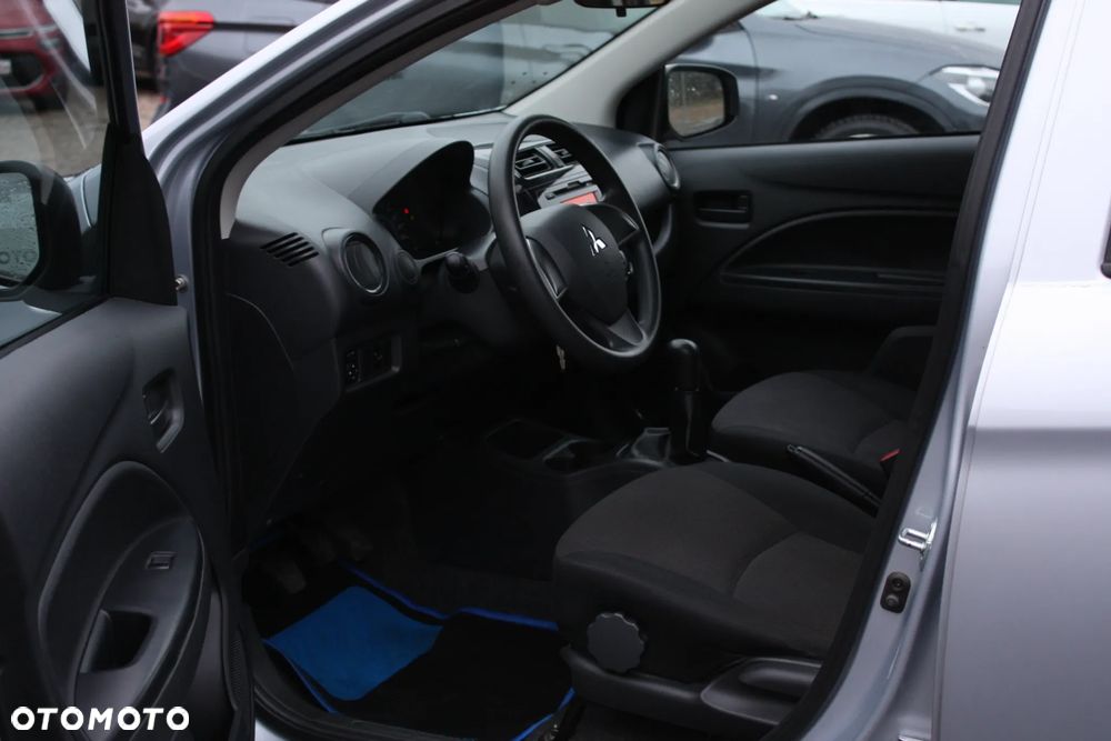 Mitsubishi Space Star - 6