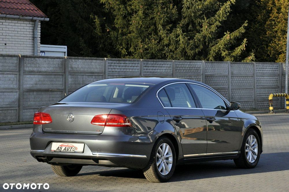 Volkswagen Passat 1.8 TSI Comfortline - 27