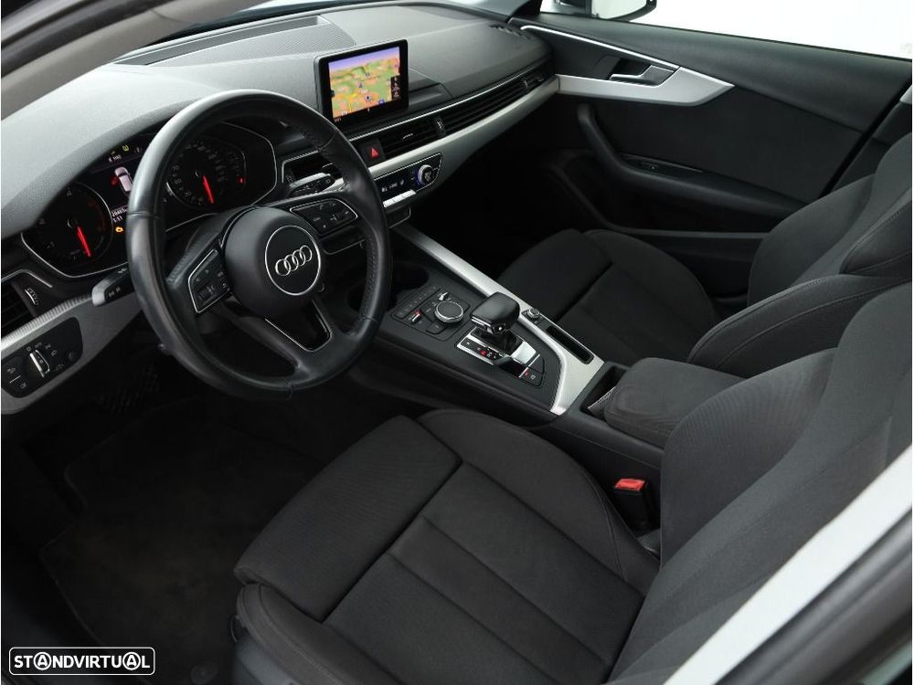 Audi A4 Avant 2.0 TDI Sport S tronic - 13