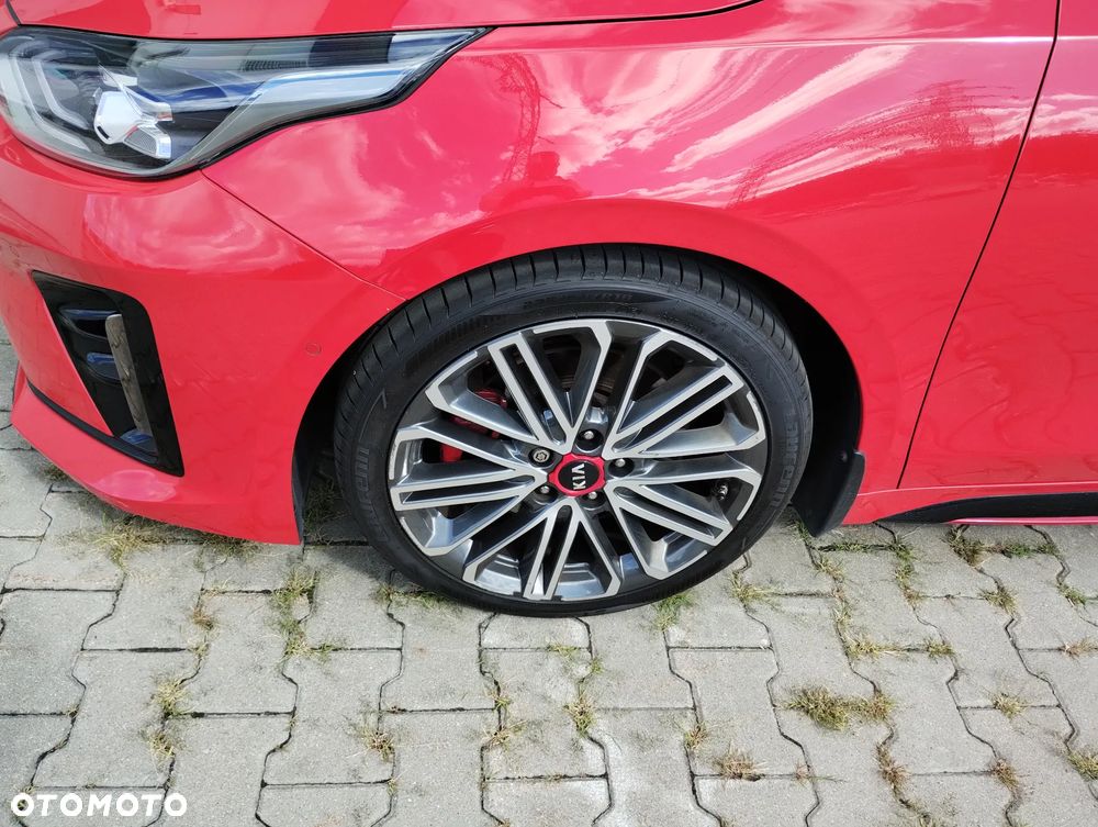 Kia ProCeed 1.6 T-GDI GT DCT - 10