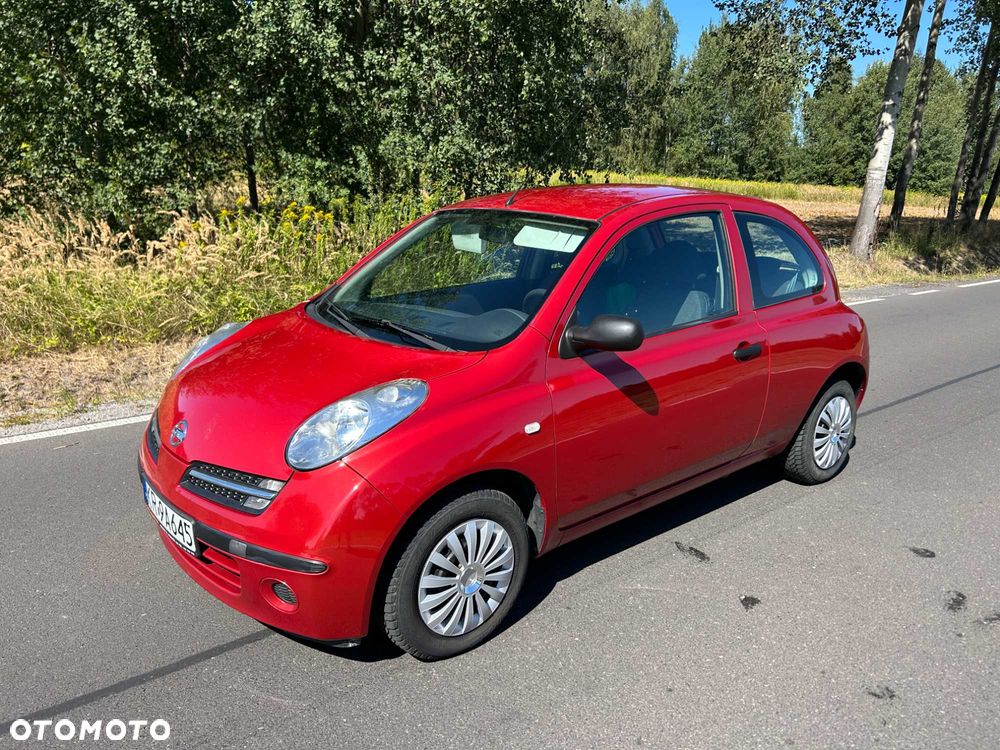 Nissan Micra - 1