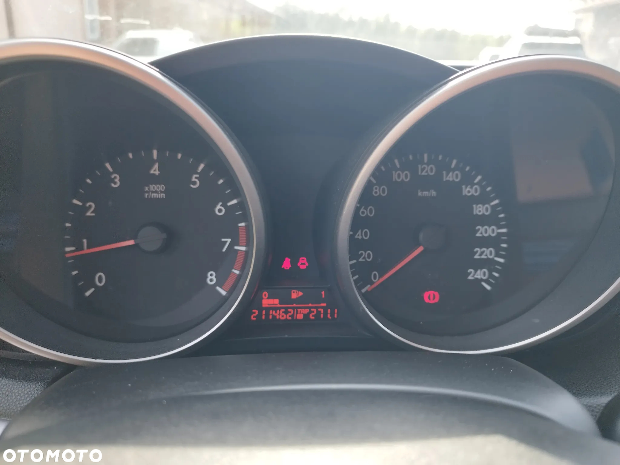 Mazda 3 1.6 Exclusive - 2