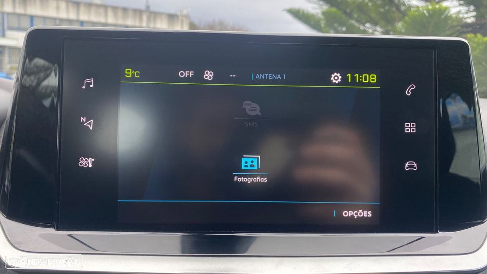 Peugeot e-2008 50 kWh Active Pack - 41