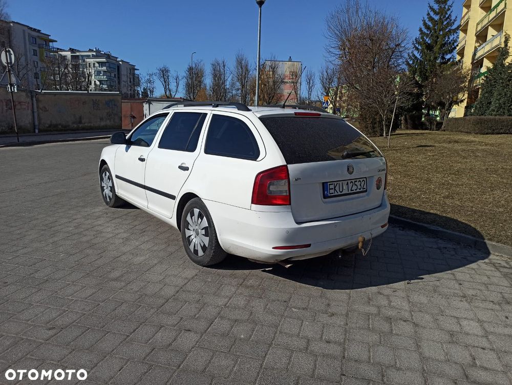 Skoda Octavia 1.6 Mint - 4