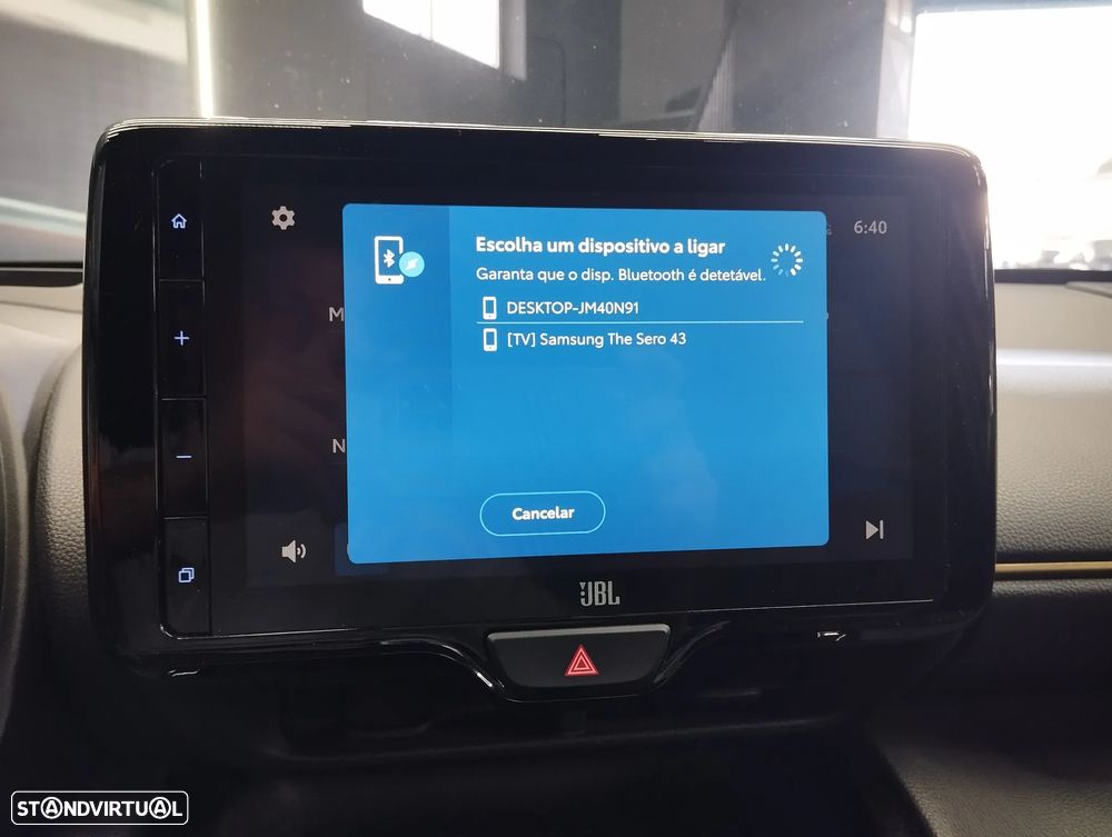 Toyota Yaris Cross 1.5 HDF Premiere Edition - 32