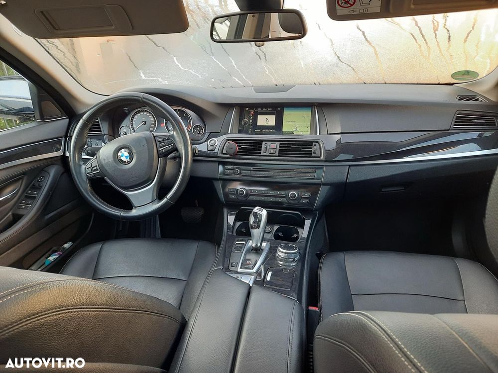 BMW Seria 5 520d Aut. Luxury Line - 4