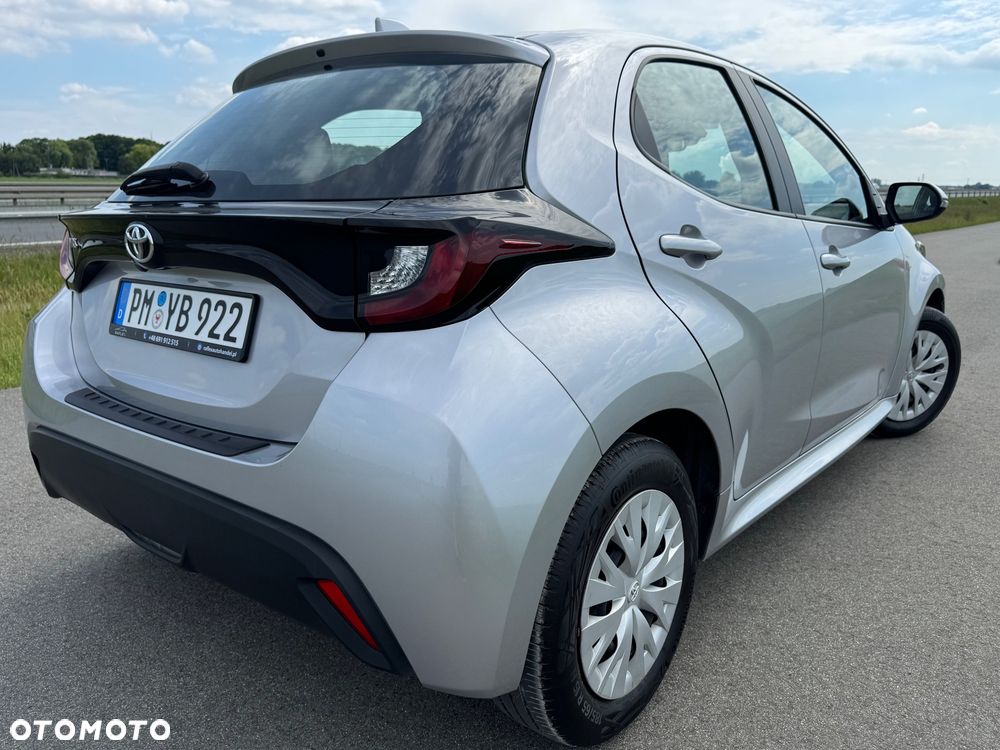 Toyota Yaris - 5