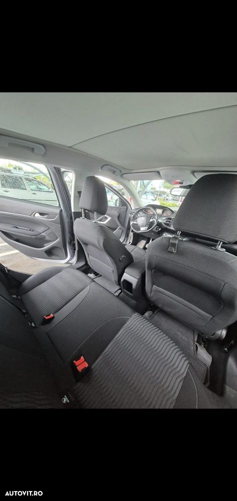 Peugeot 308 1.2 L PureTech Access - 5