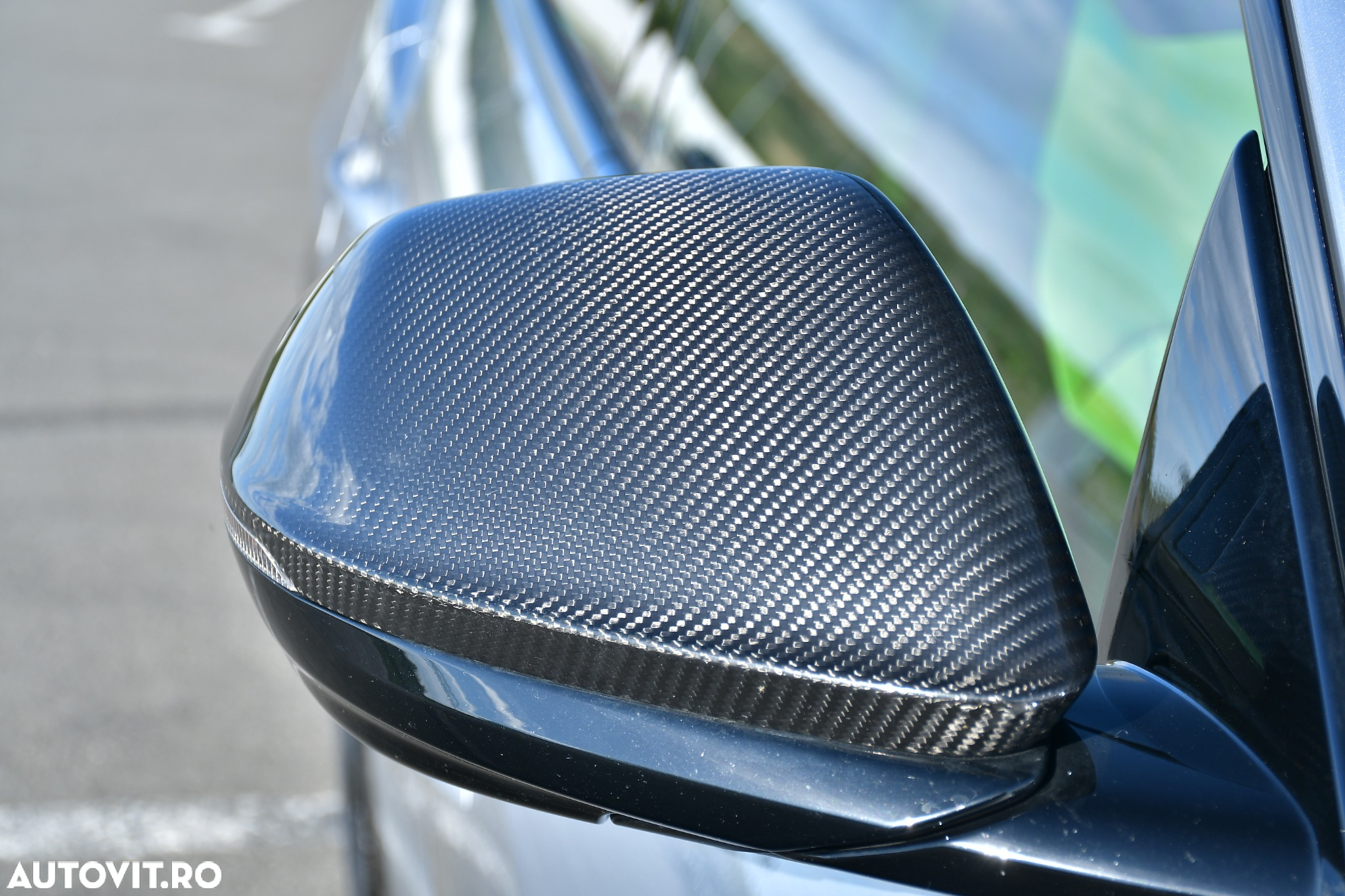 Lamborghini URUS Standard - 18