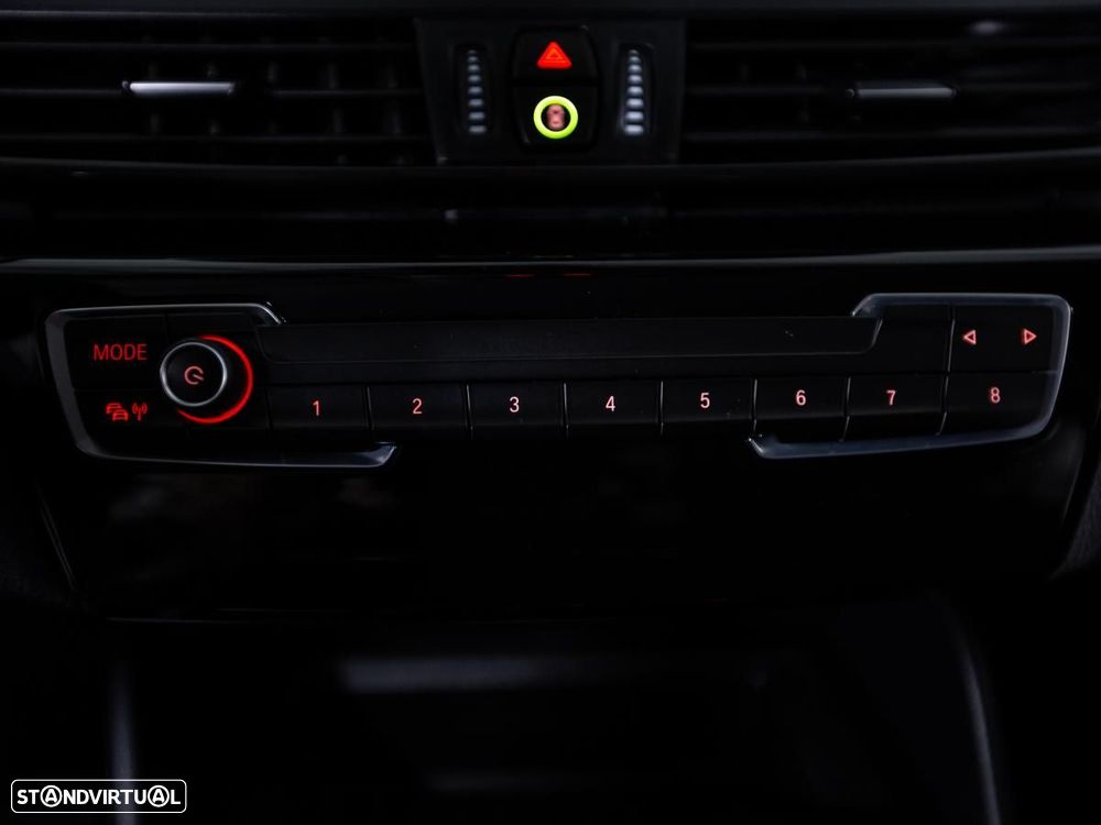 BMW 225xe Active Tourer Advantage - 21